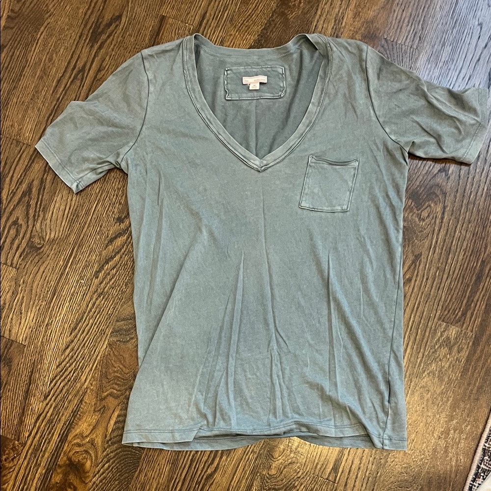 GAP Washed Slate Gray V-Neck Pocket Tee